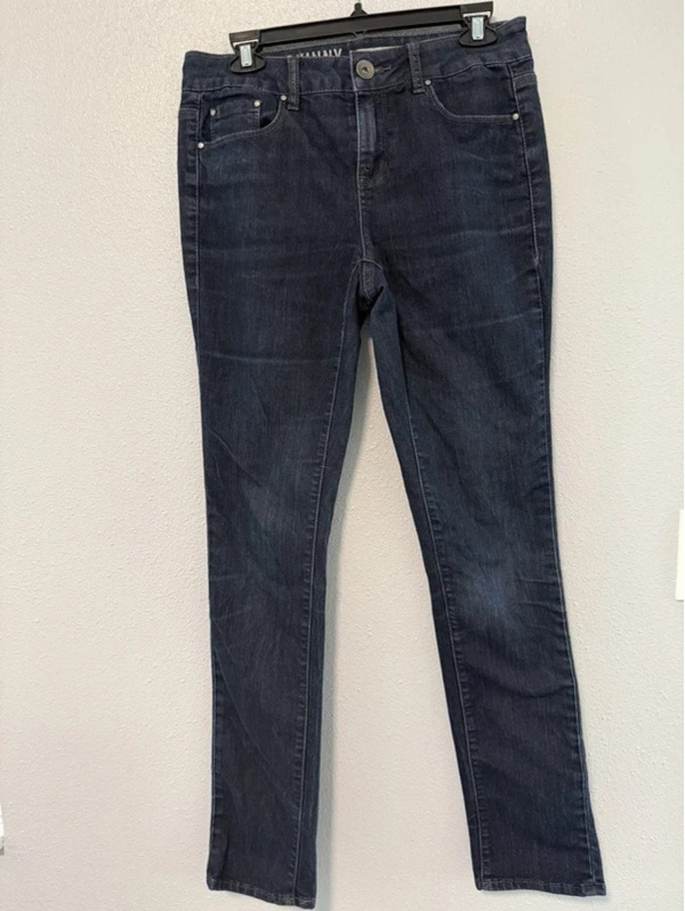 #6020 DKNY Women's Dark Wash Skinny Jeans Size 10